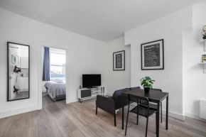 Excellent Location 1 Bed Flat by Tower Bridge